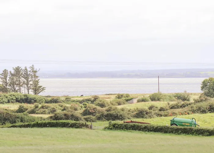 Cloughoge House 펜션 *