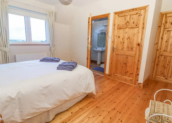 Cloughoge House 펜션 *