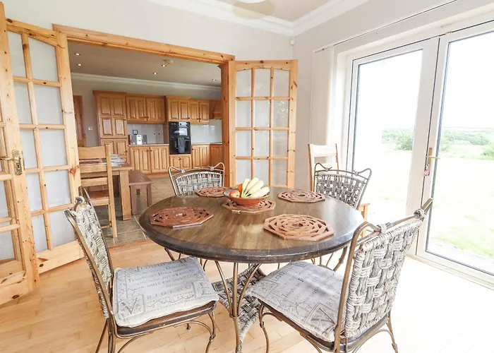 펜션 Cloughoge House